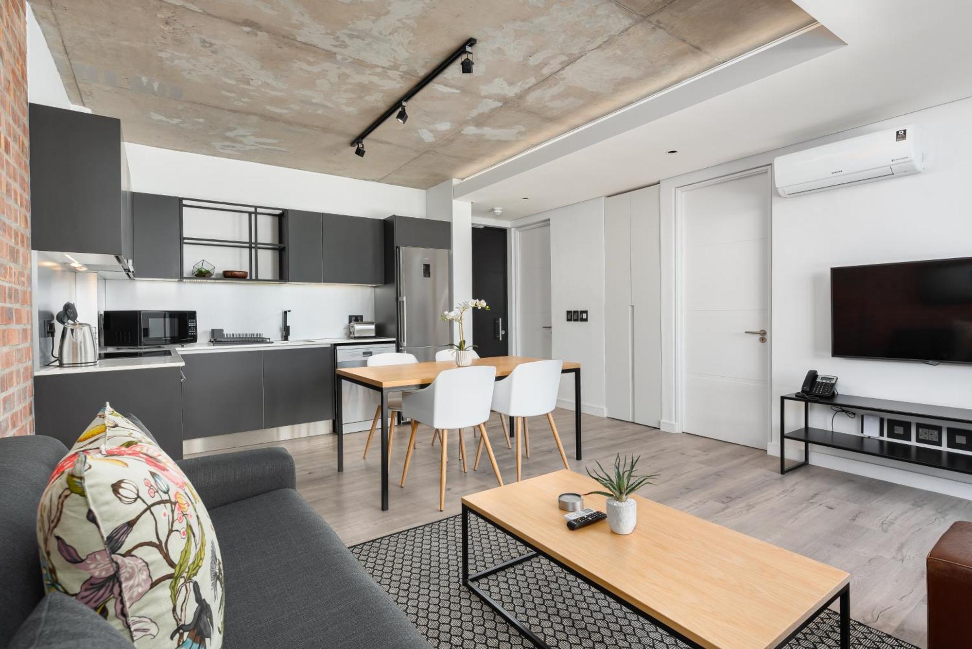 The Signature 404 Apartment Cape Town